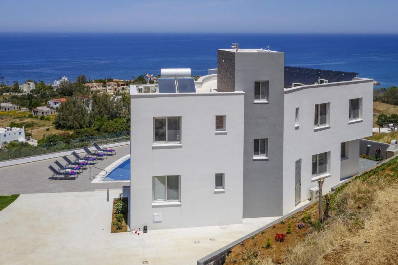 פומוס Elite Sea View Villa מראה חיצוני תמונה