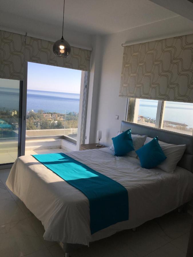 פומוס Elite Sea View Villa מראה חיצוני תמונה